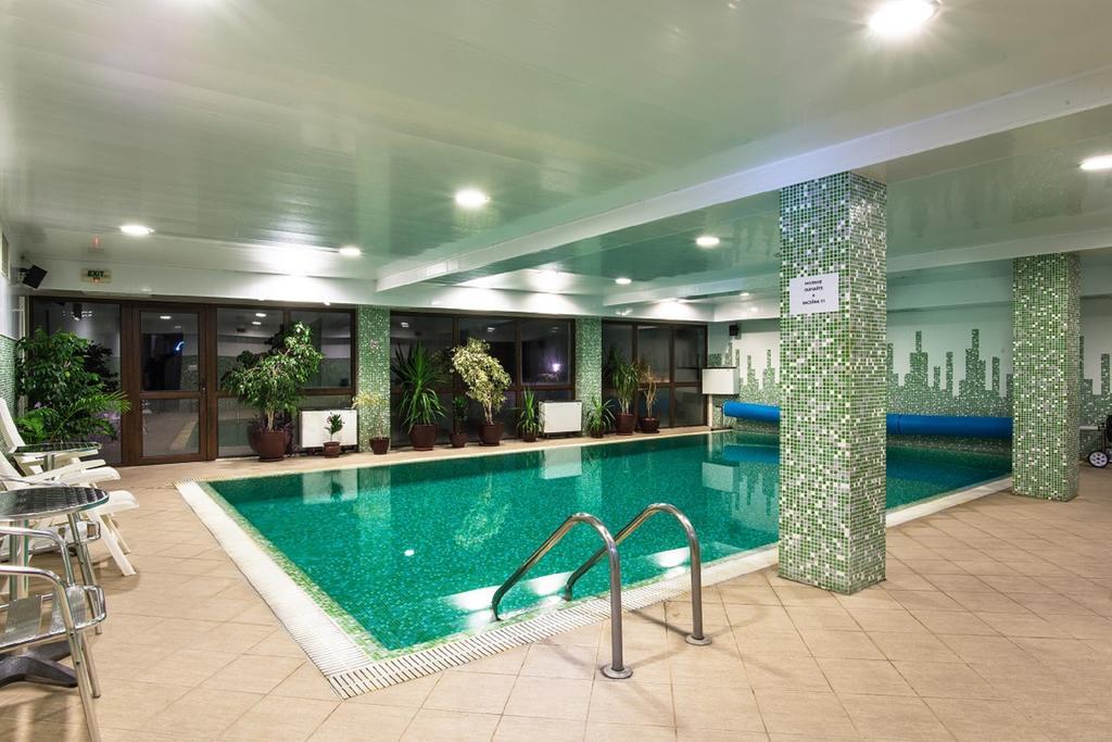 Hotel Izvor 斯塔佐扎格斯基巴尼 外观 照片